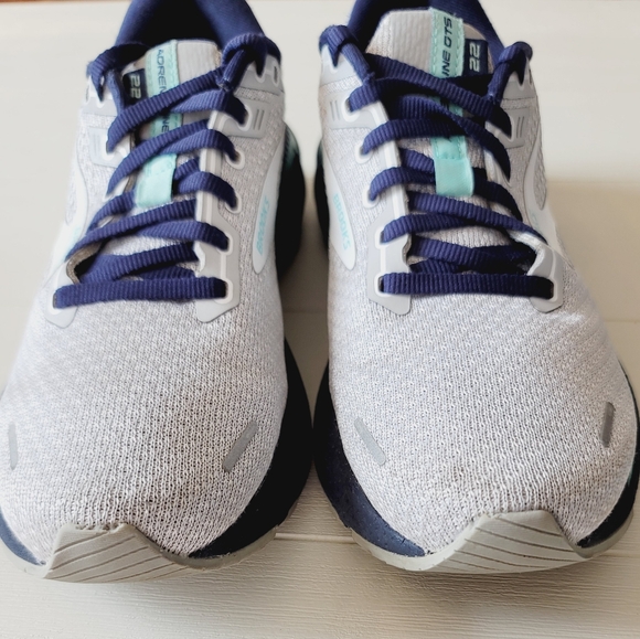 Brooks Adrenaline GTS in Grey / Peacoat / Aruba - Picture 14 of 16